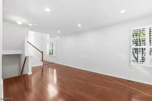 402 Dalton Ct, Denville Twp., NJ 07834