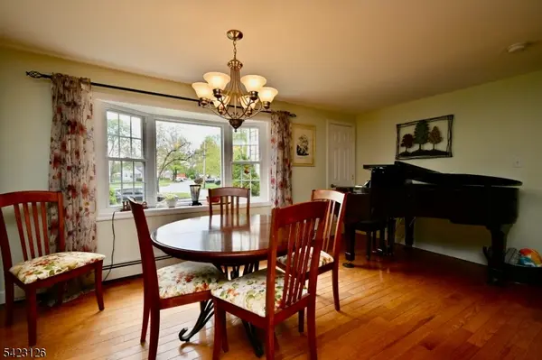 43 Newton Rd, Wayne Twp., NJ 07470