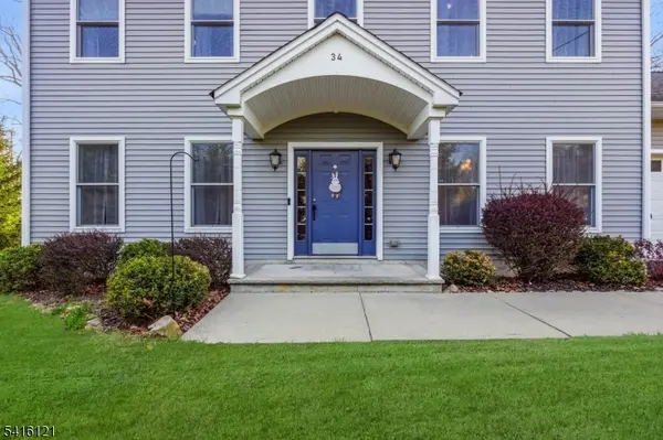 34 Tobyhanna Trl, Hopatcong Boro, NJ 07843