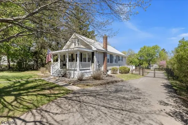 44 Maple Ave, Flemington Boro, NJ 08822