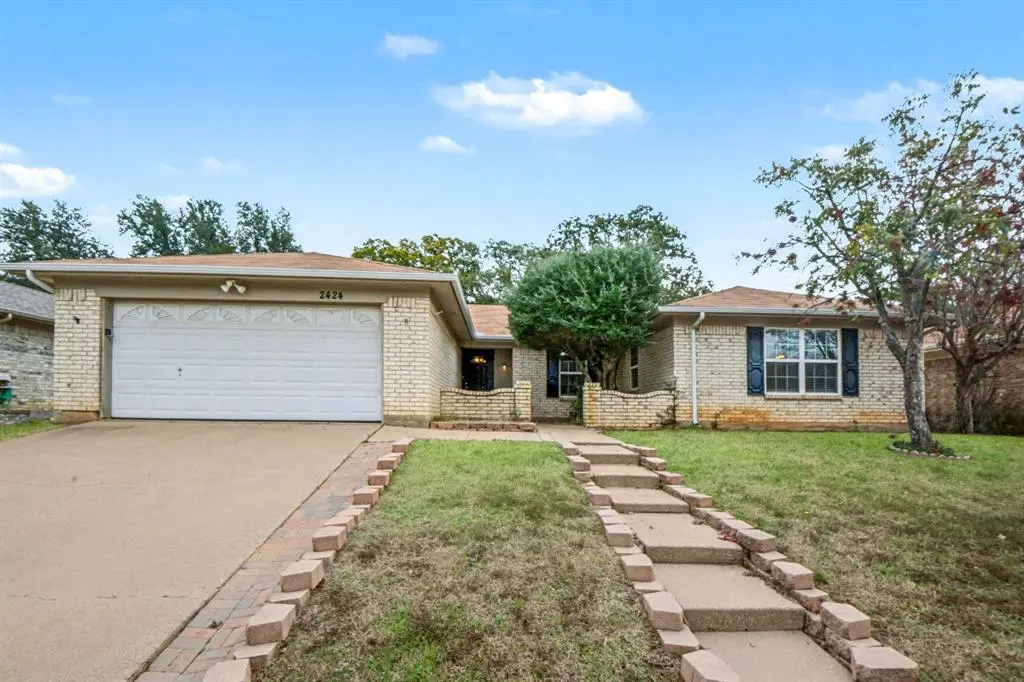 2424 Meadow Creek, Bedford, TX 76021