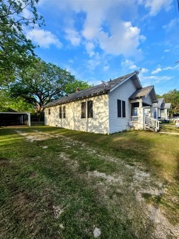 215 Bell Street, Gainesville, TX 76240