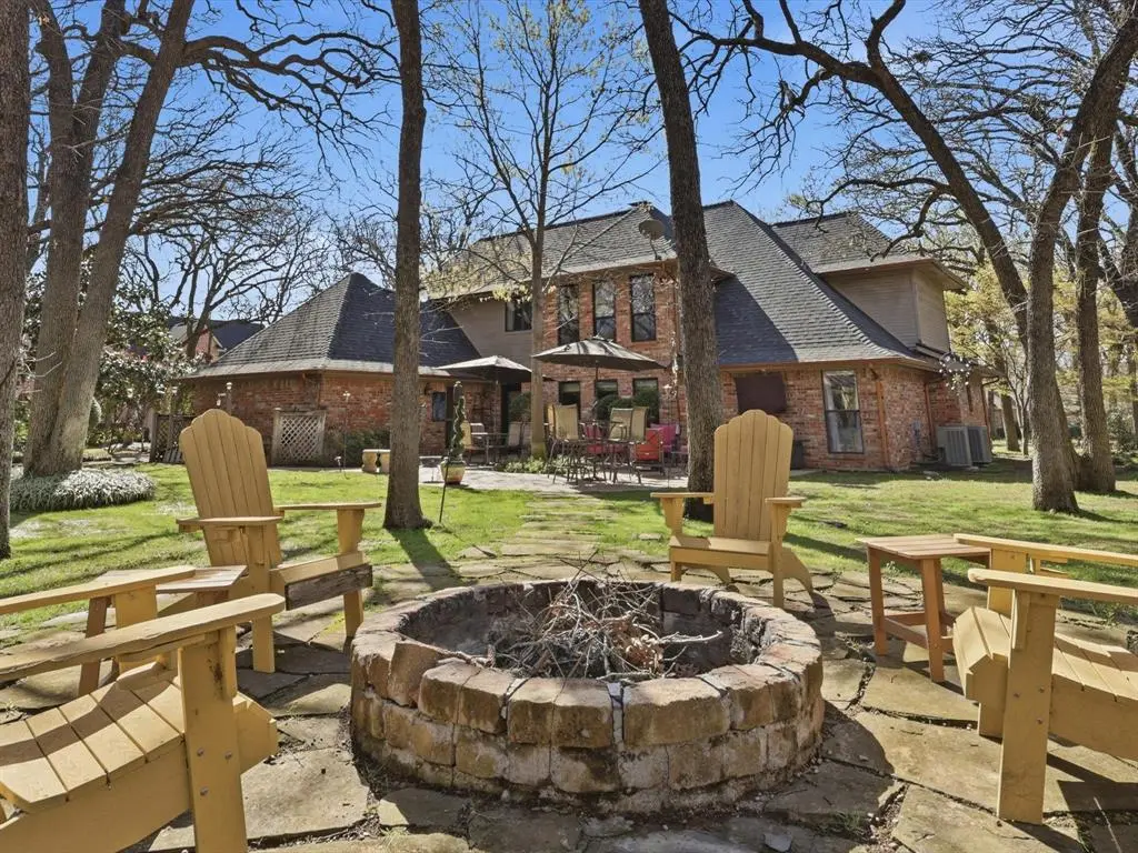3379 Forest Glen Drive, Corinth, TX 76210