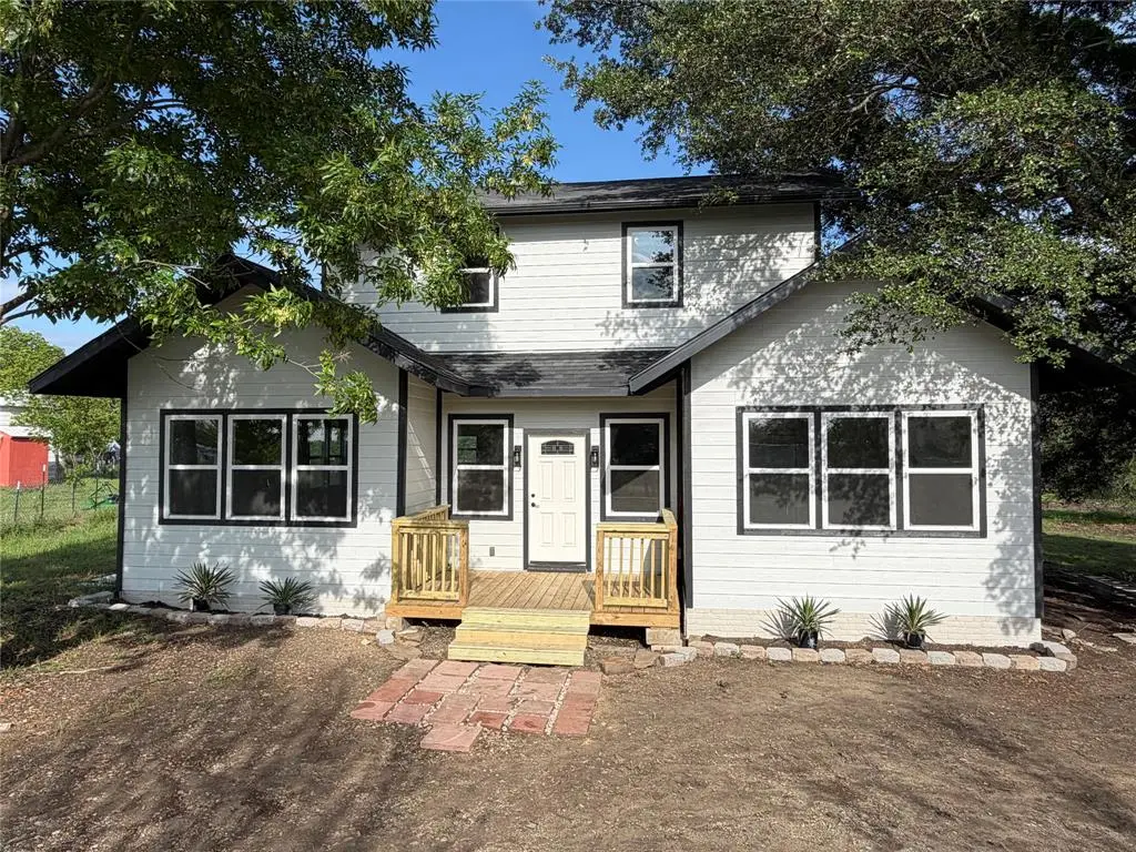 8237 Telegraph Road, Quinlan, TX 75474