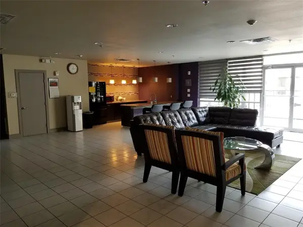 1100 W Trinity Mills Road #3003, Carrollton, TX 75006