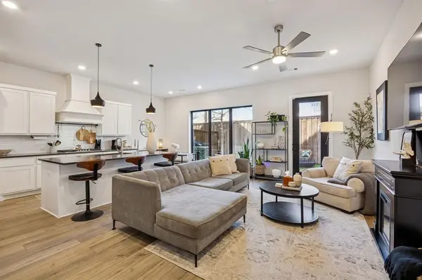 2357 Rook Drive, Dallas, TX 75211