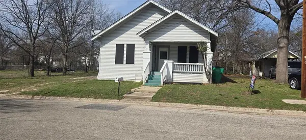 215 Bell Street, Gainesville, TX 76240