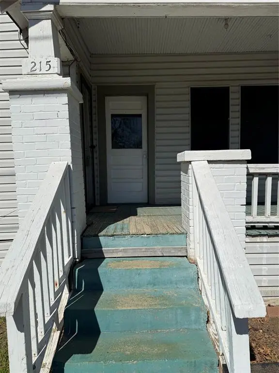 215 Bell Street, Gainesville, TX 76240