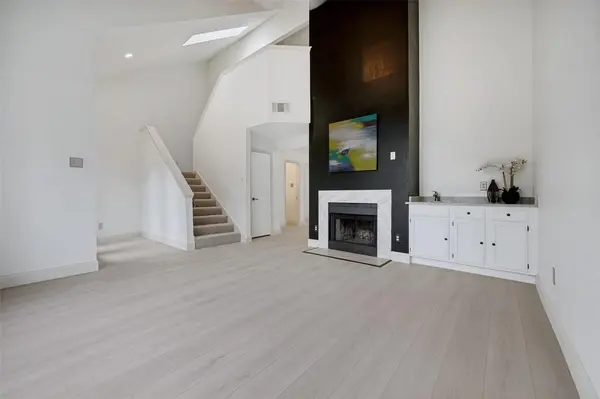 815 Ventura Park, Irving, TX 75061