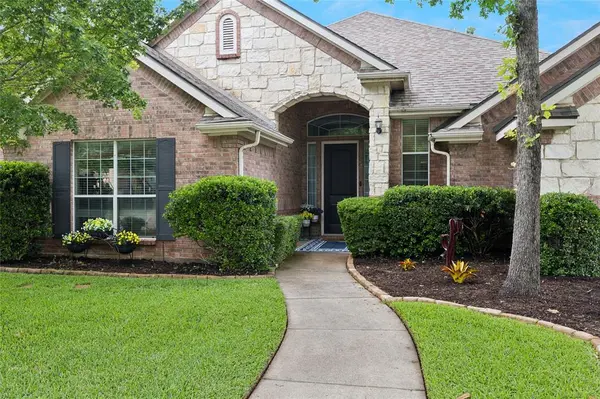 1573 Flying Jib Drive, Azle, TX 76020