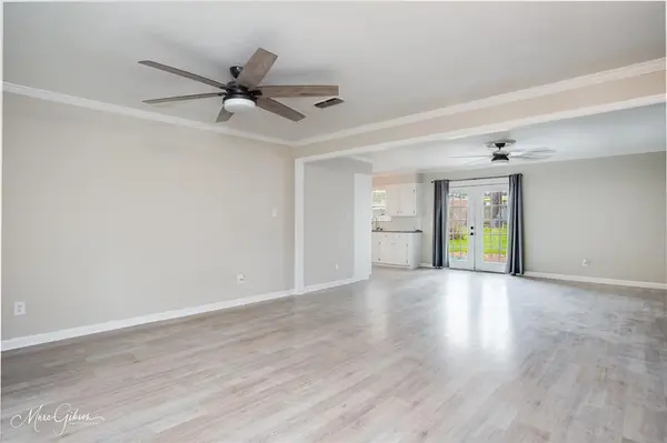 9413 Garfield Drive, Shreveport, LA 71118