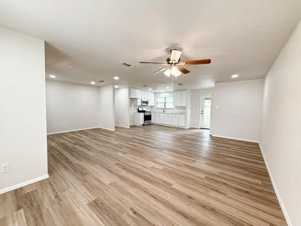 110 Marigold Drive, Garland, TX 75041