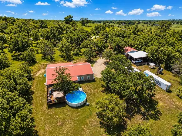 3622 Fm 52, Graford, TX 76449