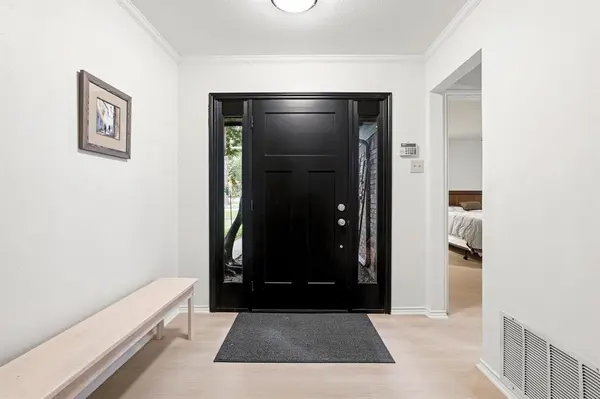 9317 Highedge Circle, Dallas, TX 75238