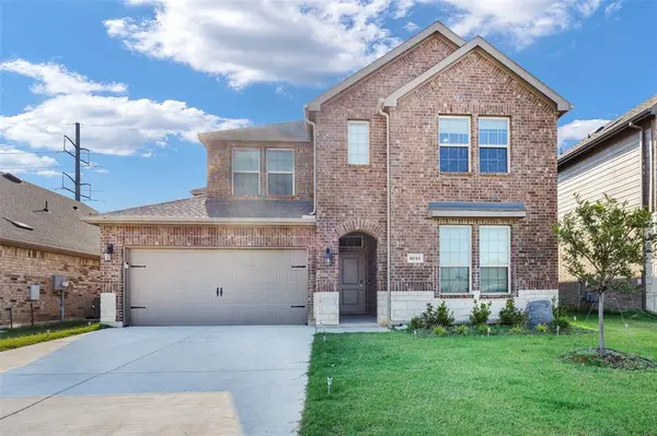 3717 Tracewood Bend, Aubrey, TX 76227