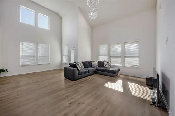 3717 Tracewood Bend, Aubrey, TX 76227