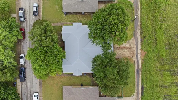 1729 Jenkins Lane, Glenn Heights, TX 75154