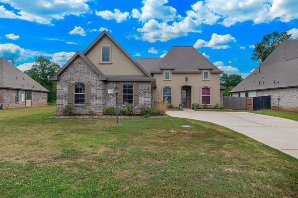 1144 Green Wood Circle, Shreveport, LA 71037