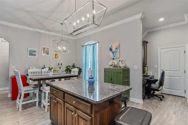 1144 Green Wood Circle, Shreveport, LA 71037