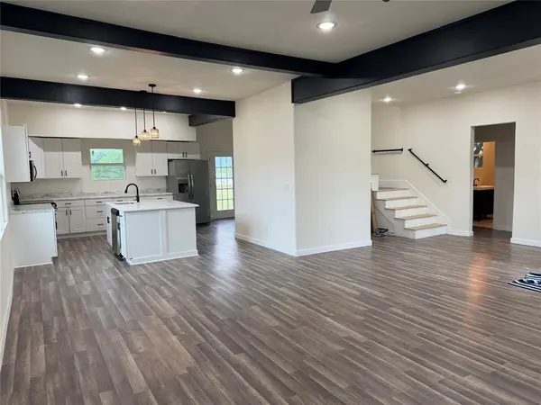 8237 Telegraph Road, Quinlan, TX 75474