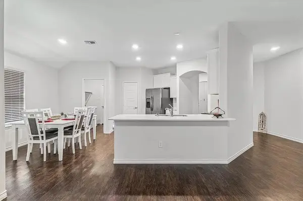 208 Sunny Corner Road, Royse City, TX 75189