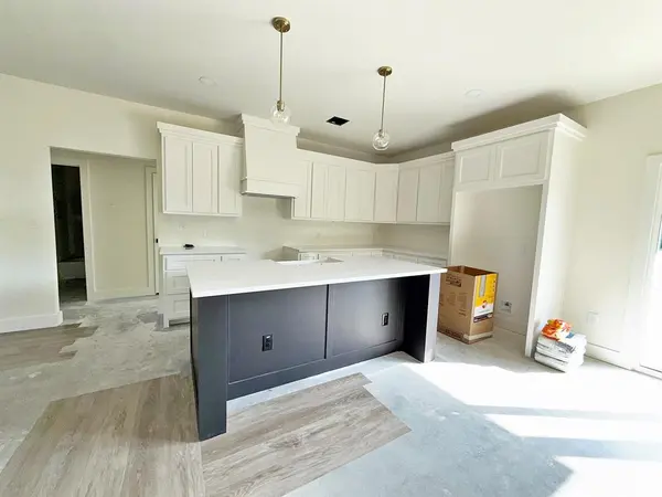 3320 N 27th Street, Waco, TX 76708