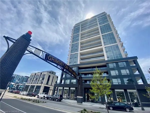 385 Winston RD #1103, Grimsby, ON L3M 0J3