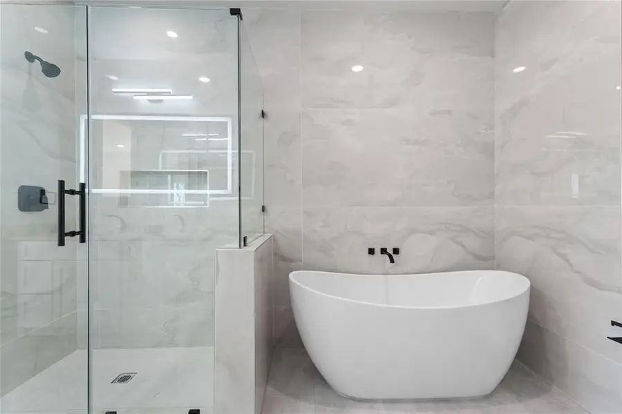 5204 Gibson Drive, The Colony, TX 75056