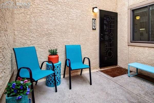 3427 Trenary LN, Colorado Springs, CO 80918