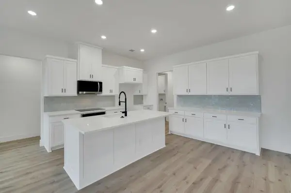 4312 Laurel Trail, Midlothian, TX 76065