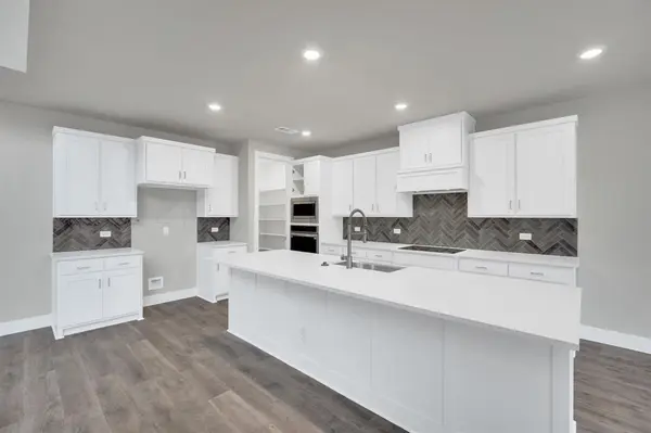 4309 Laurel Trail, Midlothian, TX 76065