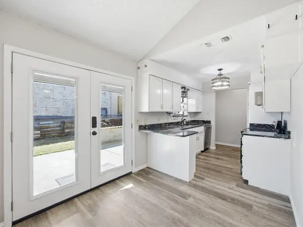 118 Black Forest Drive, Weatherford, TX 76086