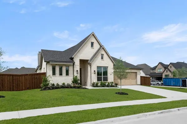 3043 Farmhouse Drive, Midlothian, TX 76065