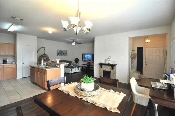 7512 Howling Coyote Lane, Fort Worth, TX 76131