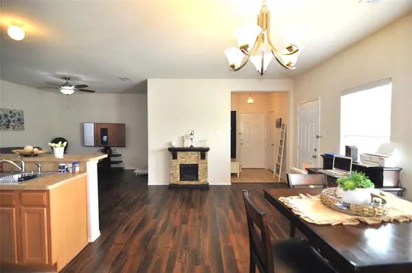 7512 Howling Coyote Lane, Fort Worth, TX 76131