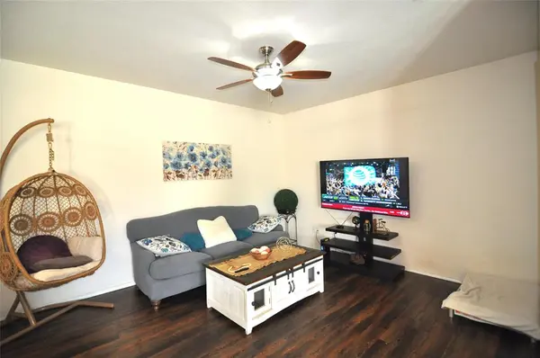 7512 Howling Coyote Lane, Fort Worth, TX 76131