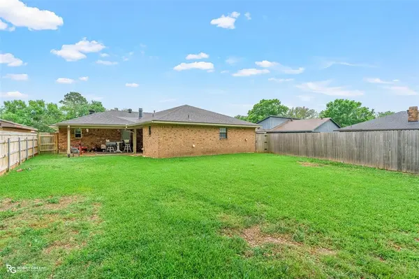 5411 Sage Drive, Bossier City, LA 71112