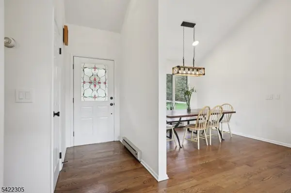 5 Bucky Ln, Vernon Twp., NJ 07462