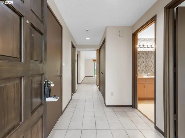 3300 NE 164TH ST #W1, Ridgefield, WA 98642