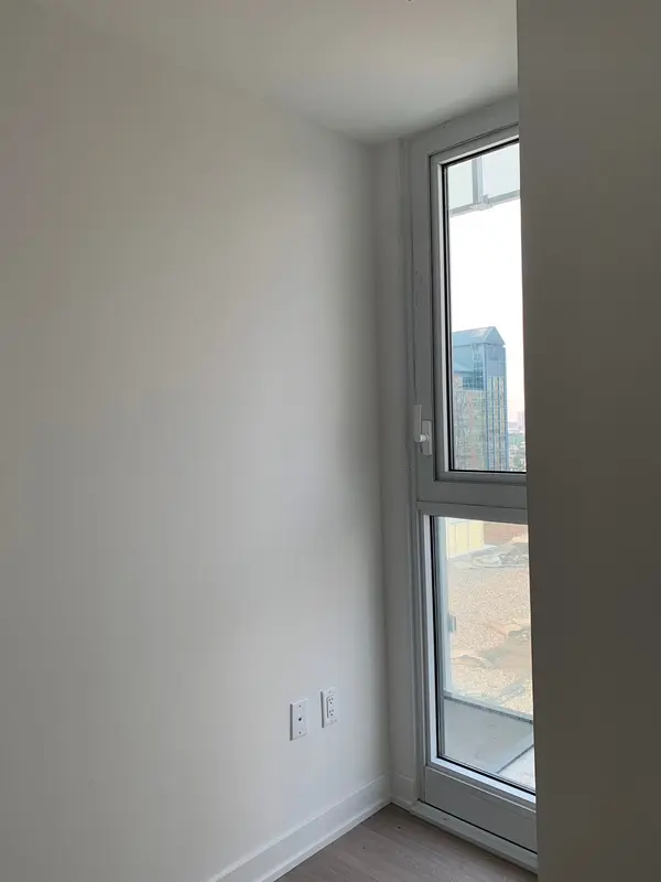 3883 Quartz RD #804, Mississauga, ON L5B 0M3