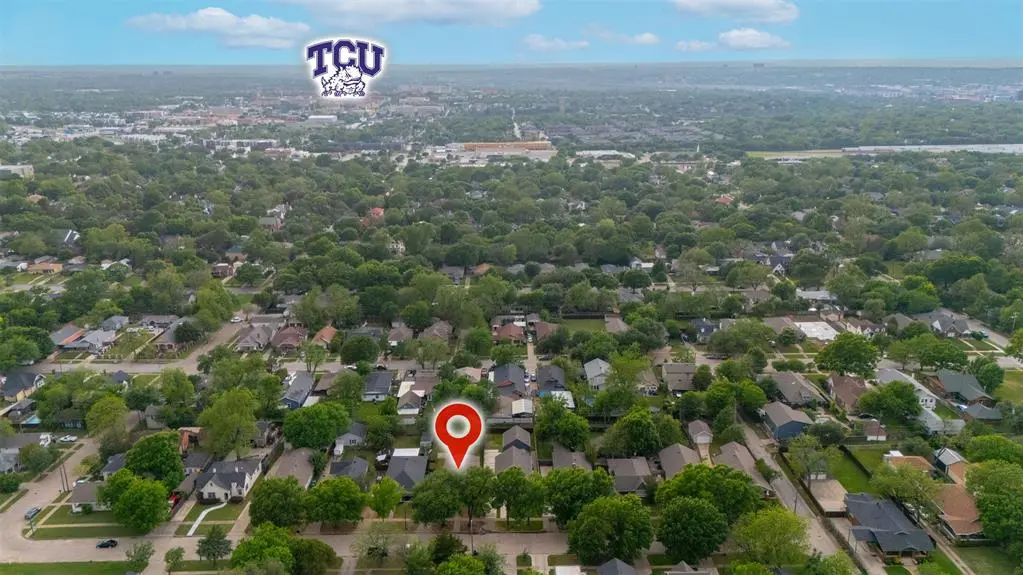 2720 College Avenue, Fort Worth, TX 76110