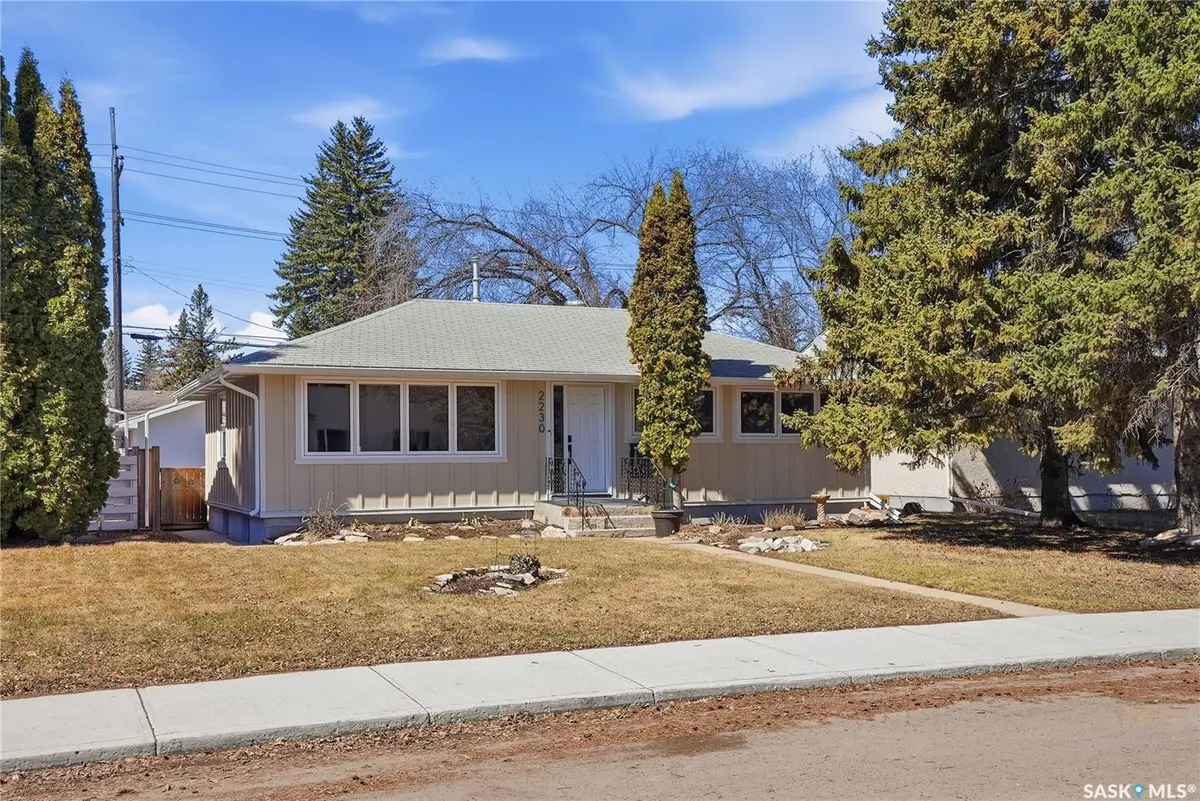 2230 William AVENUE, Saskatoon, SK S7J 1A6
