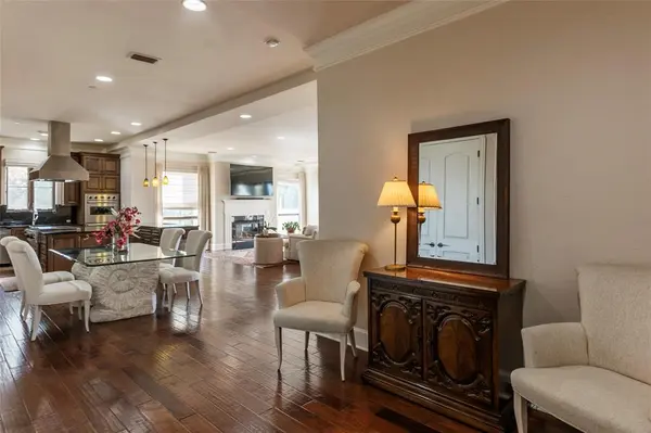 501 Samuels Avenue #110, Fort Worth, TX 76102