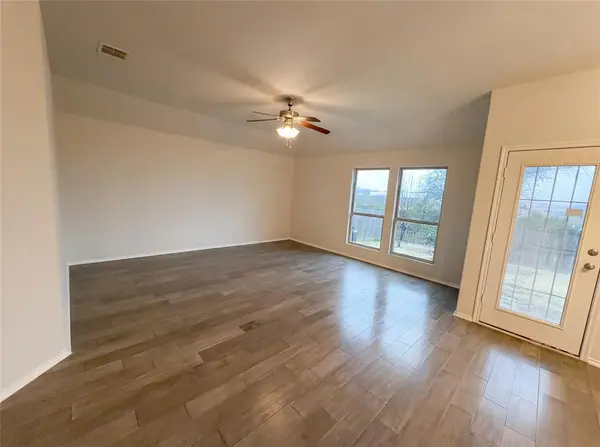 2553 Cumberland Trail, Balch Springs, TX 75181