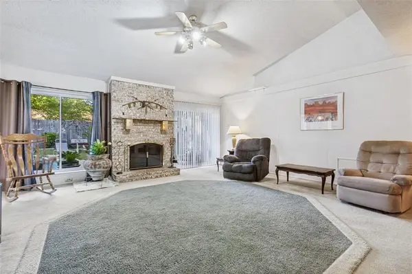 44 Merrie Circle, Richardson, TX 75081