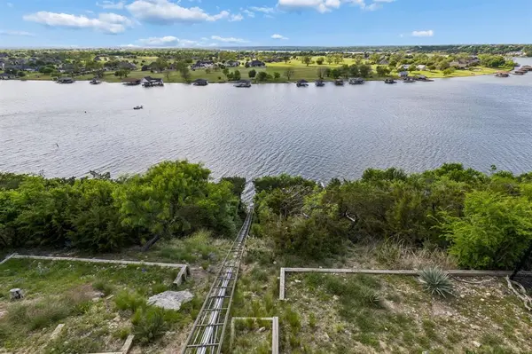 1400 Lady Amber Lane, Granbury, TX 76049