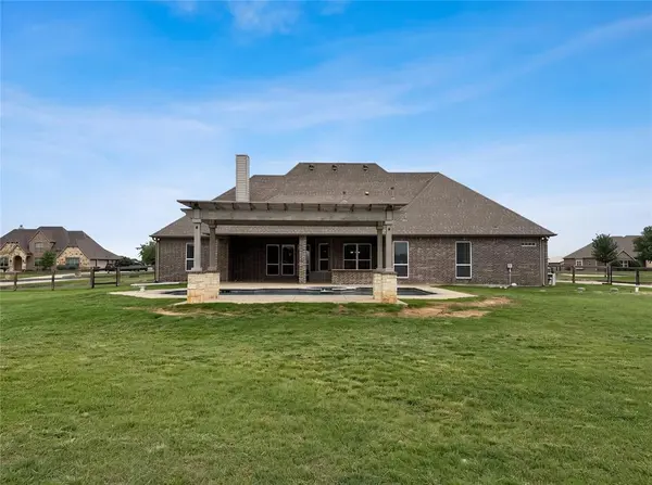 13341 Escalara Lane, Justin, TX 76247