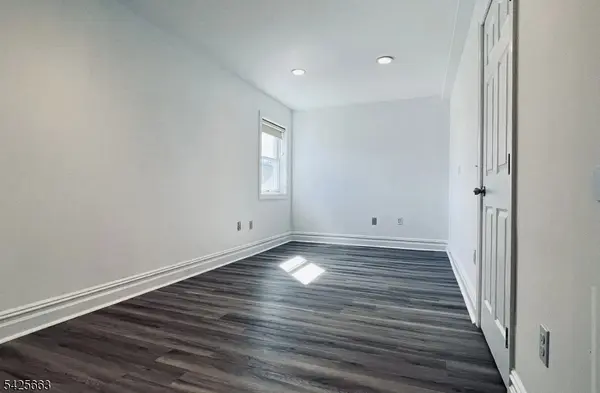 15 Central ave #3C, Madison Boro, NJ 07940