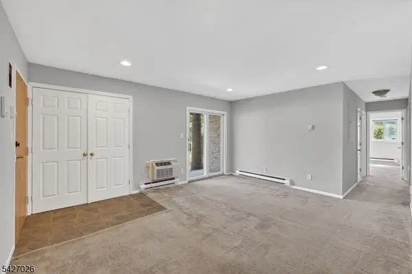 102 Federal Hill Rd #102, Pompton Lakes Boro, NJ 07442