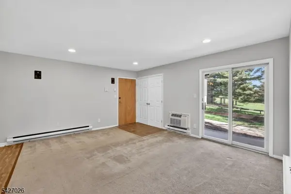 102 Federal Hill Rd #102, Pompton Lakes Boro, NJ 07442